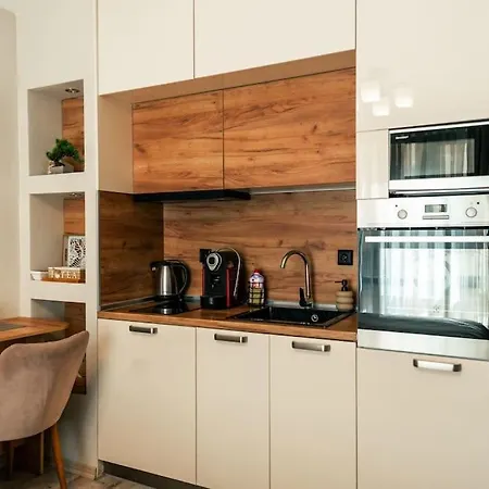 бутиково студио Joy-free Parking Plowdiw